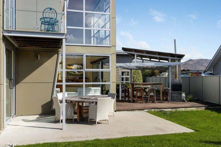 Photo of property in 28 Chandler Crescent, Clyde, 9330