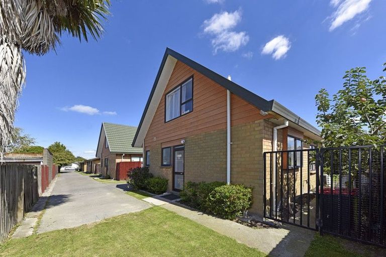 Photo of property in 4/23 Tower Street, Hornby, Christchurch, 8042