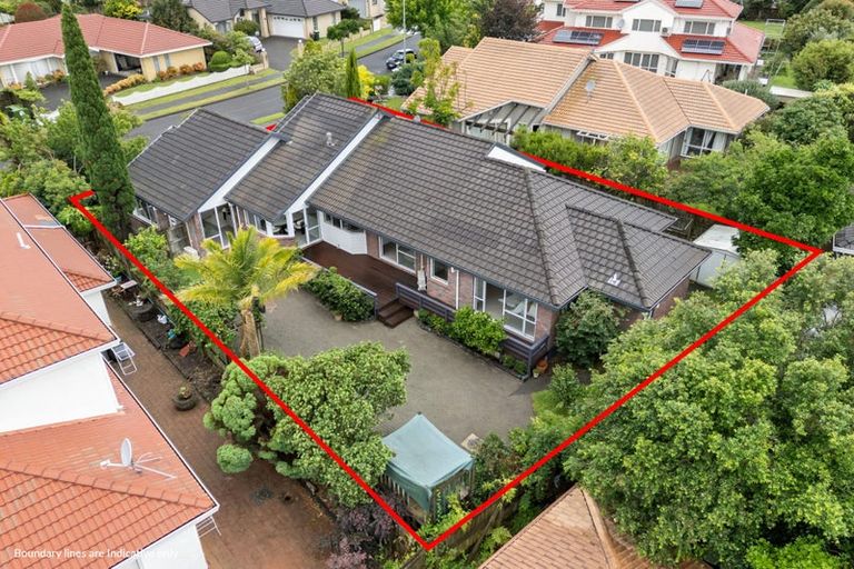 Photo of property in 3 Bronte Place, Somerville, Auckland, 2014