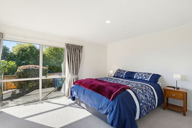 Photo of property in 16a Basley Road, Owhata, Rotorua, 3010