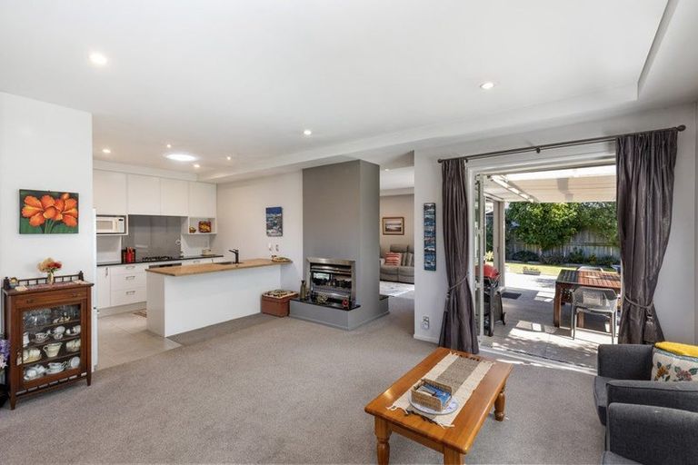 Photo of property in 35 Brookfield Drive, Northwood, Christchurch, 8051