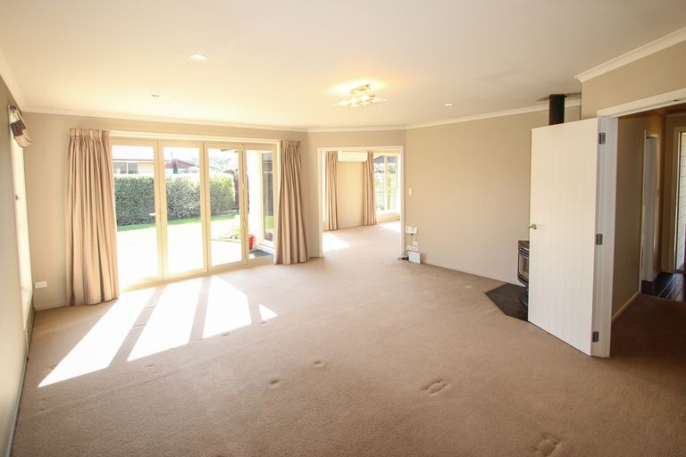 Photo of property in 48 Salisbury Crescent, Oamaru North, Oamaru, 9400