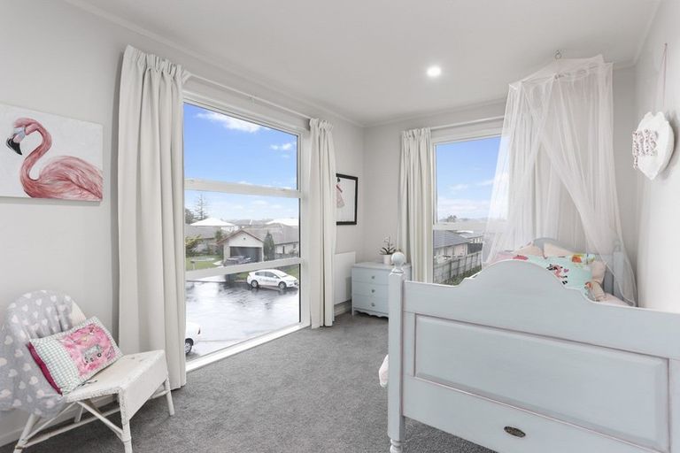 Photo of property in 23 Lili Chen Way, Mangere Bridge, Auckland, 2022