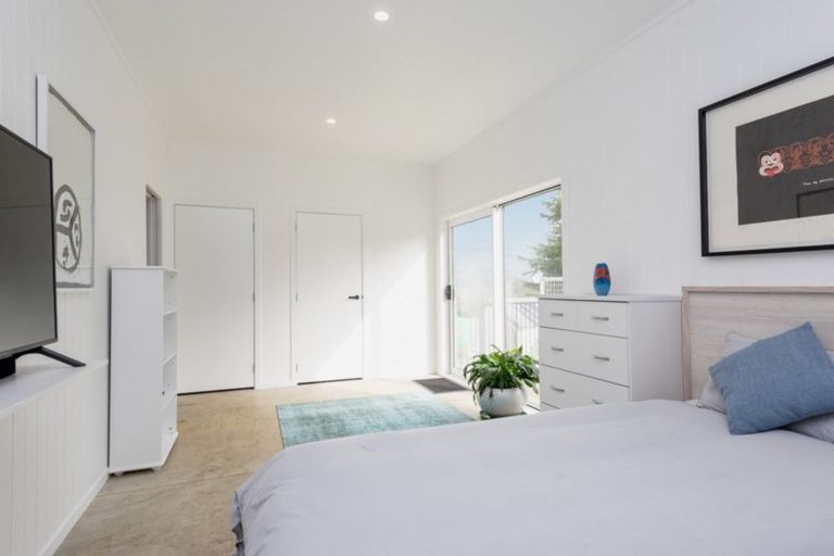 Photo of property in 100 Pukekohe East Road, Pukekohe, 2677