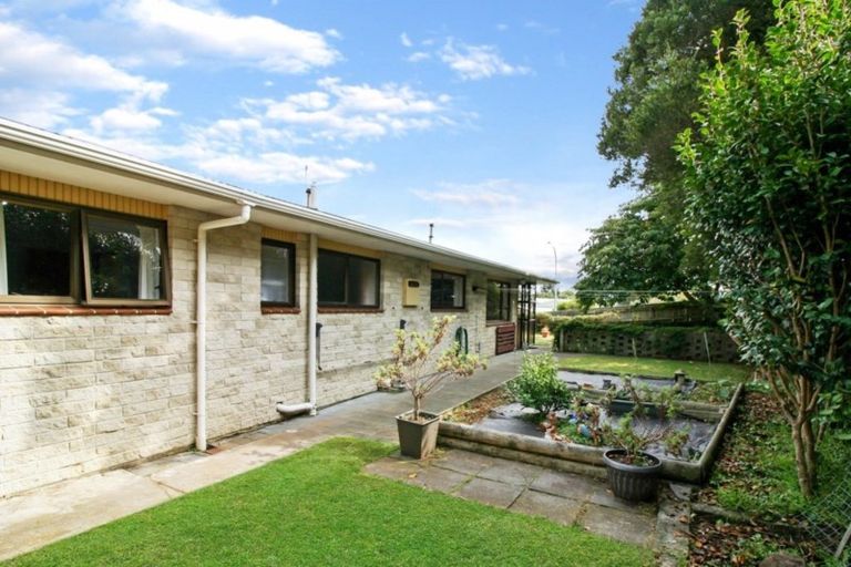 Photo of property in 37 Norwich Avenue, Spotswood, New Plymouth, 4310
