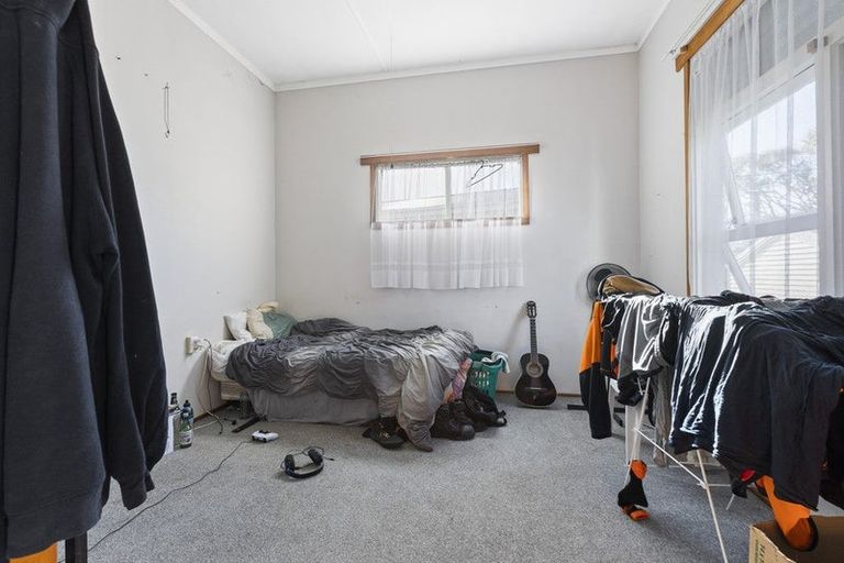Photo of property in 64 Puriri Street, Hawera, 4610