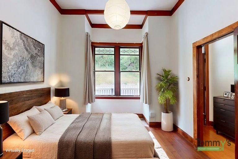 Photo of property in 140 Russell Terrace, Berhampore, Wellington, 6023