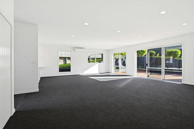 Photo of property in 28 Baxendale Drive, Matipo Heights, Rotorua, 3015