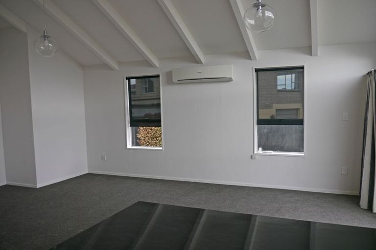 Photo of property in 76a High Street, Mosgiel, 9024