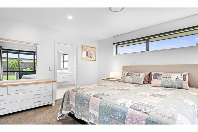 Photo of property in 32 Navy Loop, Rolleston, 7614