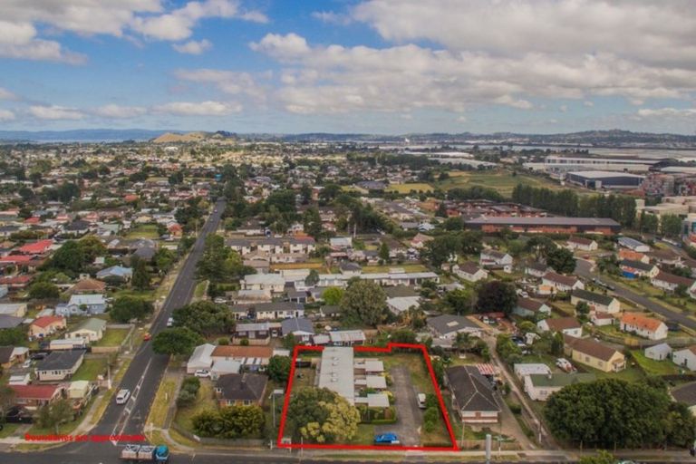 Photo of property in 267 Massey Road, Mangere East, Auckland, 2024