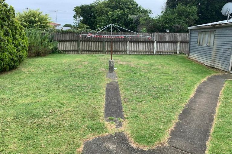 Photo of property in 18 Addington Avenue, Manurewa, Auckland, 2102