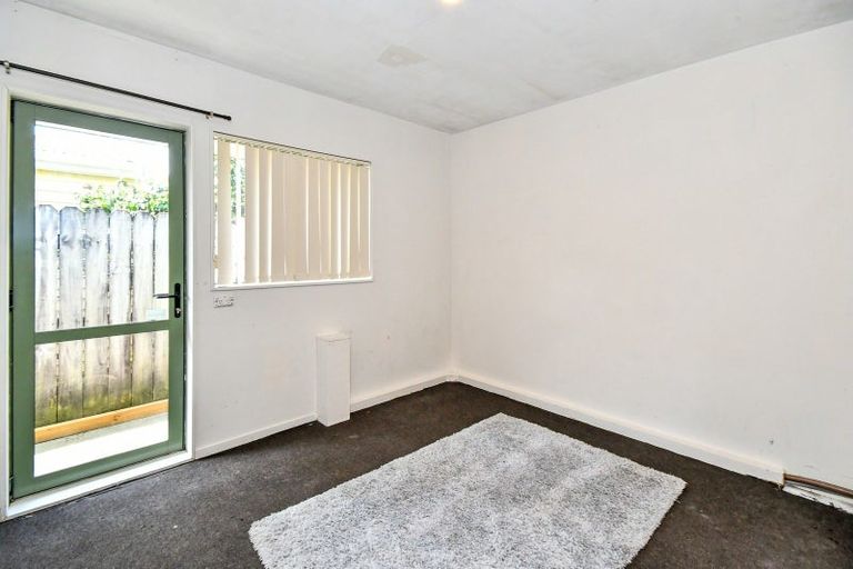 Photo of property in 128a Gloucester Road, Manurewa, Auckland, 2102