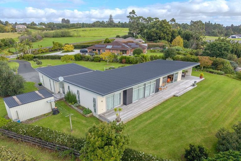 Photo of property in 18 Greenway Drive, Kerikeri, 0230