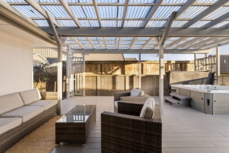 Photo of property in 324 Lakes Boulevard, Pyes Pa, Tauranga, 3112