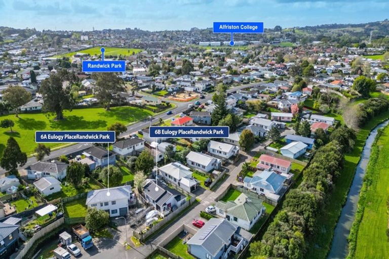Photo of property in 2/6 Eulogy Place, Randwick Park, Auckland, 2105