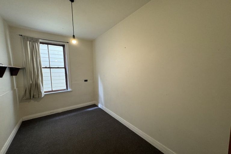 Photo of property in 107 Tasman Street, Mount Cook, Wellington, 6021