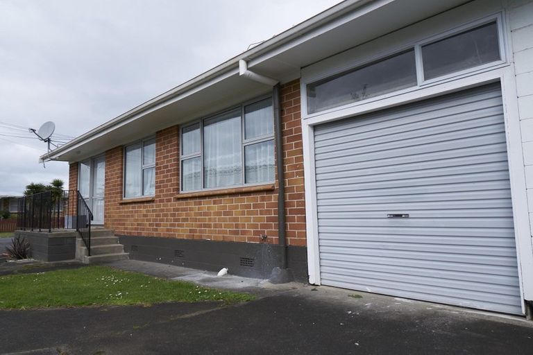 Photo of property in 1/12 Lynette Place, Mangere, Auckland, 2022