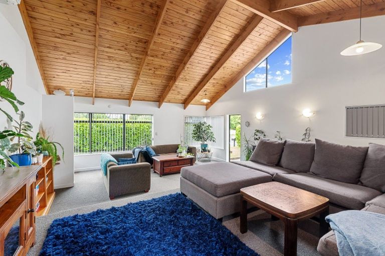 Photo of property in 9 Halberg Street, Papakura, 2110