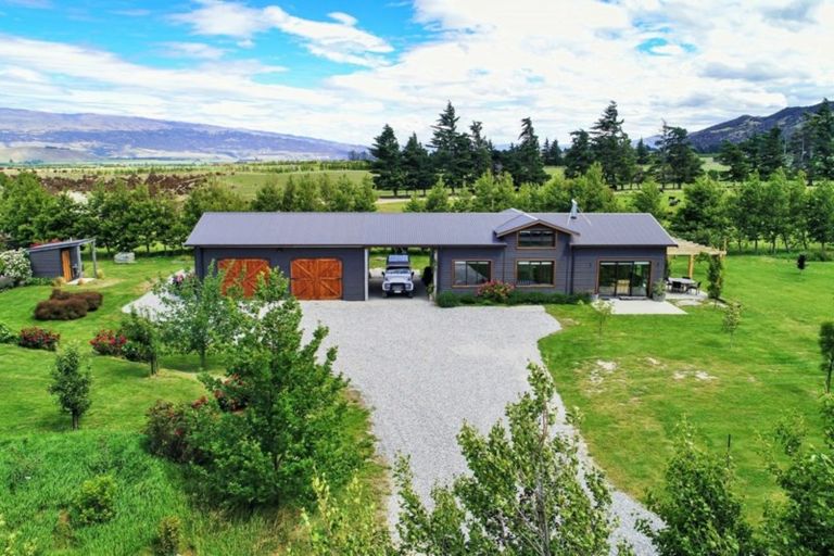 Photo of property in 66 Gladsmuir Road, Queensberry, Cromwell, 9383