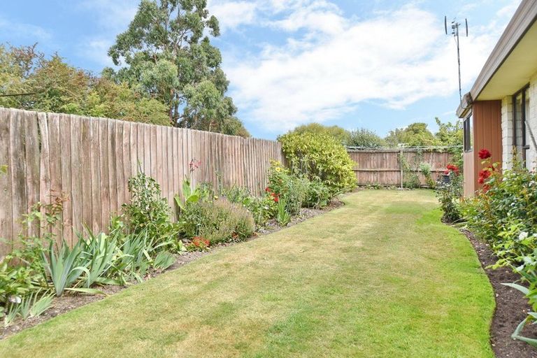 Photo of property in 39 Marlene Street, Casebrook, Christchurch, 8051