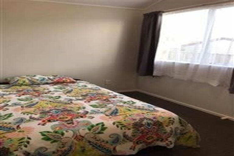 Photo of property in 124 Makarini Street, Paraparaumu, 5032