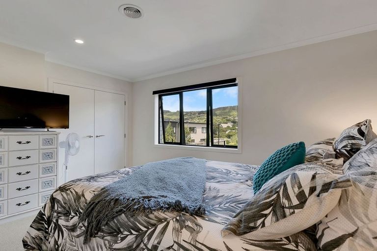 Photo of property in 9u8 Surrey Street, Tawa, Wellington, 5028