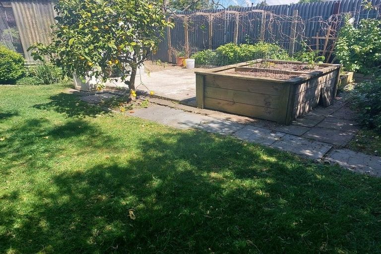 Photo of property in 374 High Street South, Carterton, 5713