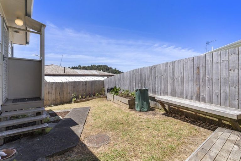 Photo of property in 2/1 Kahika Road, Birkdale, Auckland, 0626