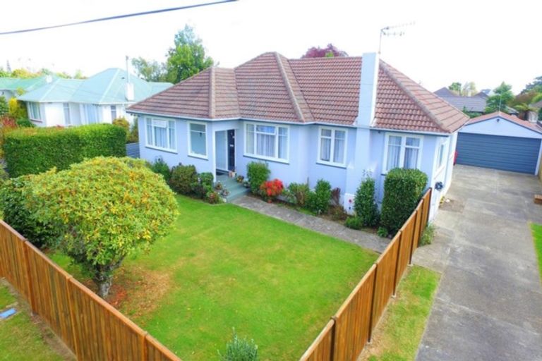 Photo of property in 25 George Street, Levin, 5510