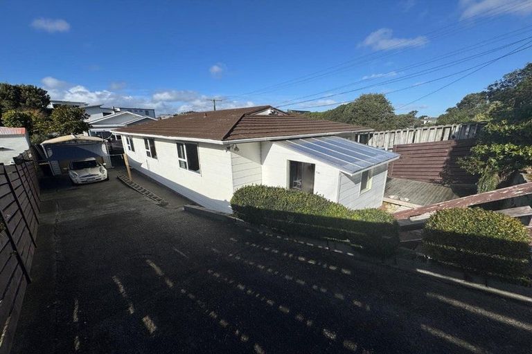 Photo of property in 71a Clifford Road, Johnsonville, Wellington, 6037