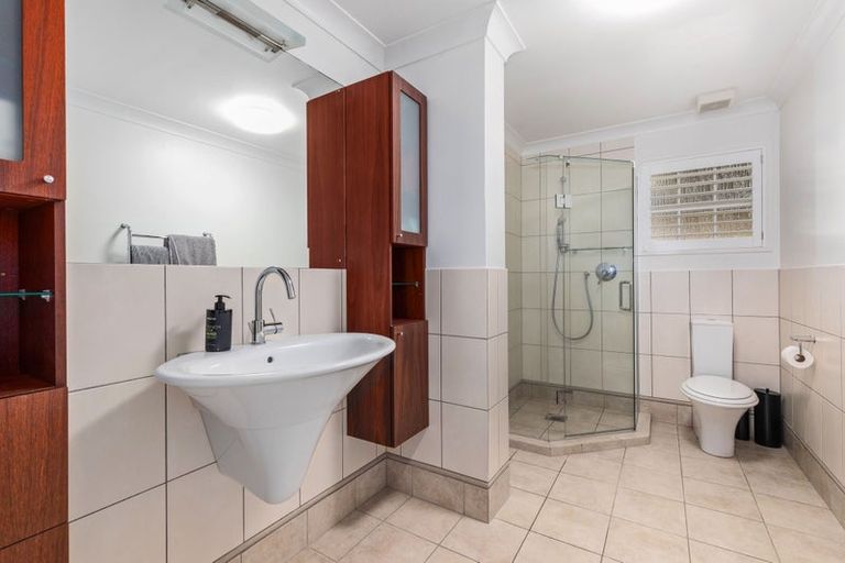 Photo of property in 438 Muritai Road, Eastbourne, Lower Hutt, 5013