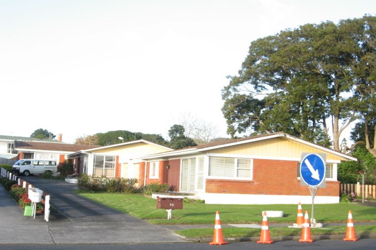Photo of property in 1/54 Great South Road, Manurewa, Auckland, 2102