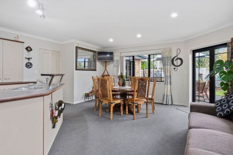 Photo of property in 46 Oriental Parade, Papamoa Beach, Papamoa, 3118