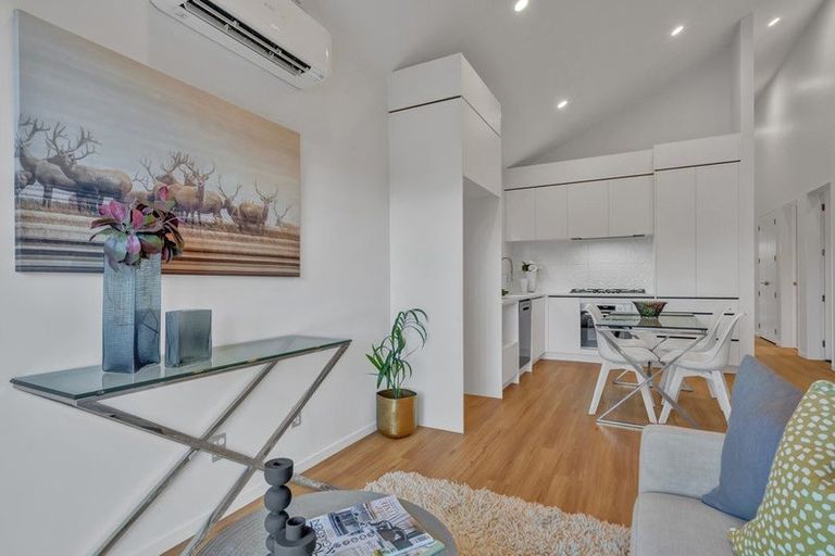 Photo of property in 42 Biokovo Street, Massey, 0614