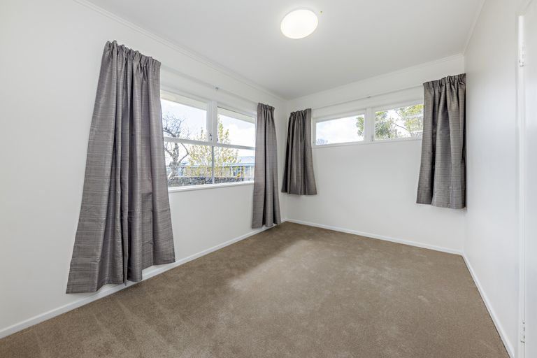 Photo of property in 73 Raglan Street, Mangere East, Auckland, 2024