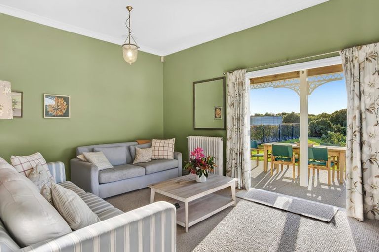 Photo of property in 47 Sandown Road, Te Horo Beach, Otaki, 5581