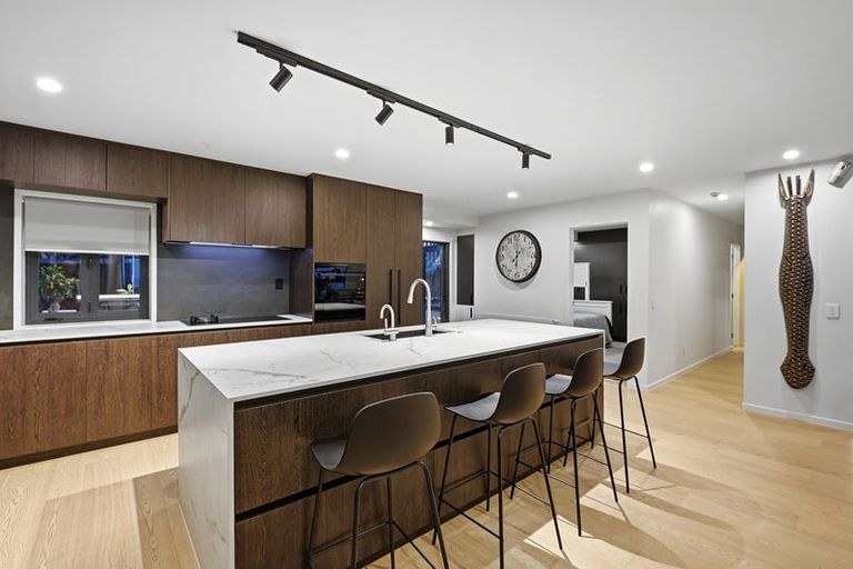 Photo of property in 22a Eastcliffe Road, Castor Bay, Auckland, 0620