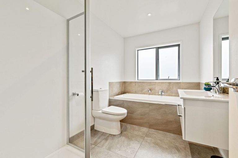 Photo of property in 30 Wautaiti Drive, Riverhead, 0820