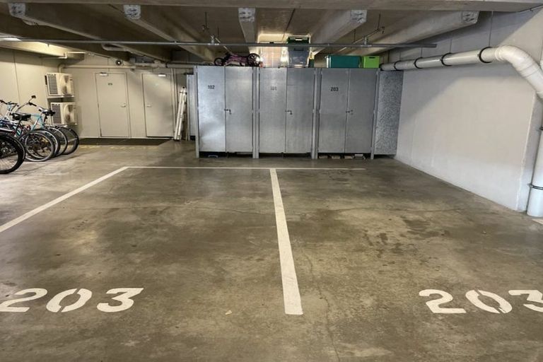 Photo of property in 203/277 Maunganui Road, Mount Maunganui, 3116