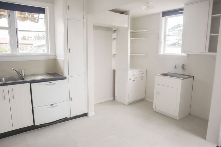 Photo of property in 5 Jollie Street, Linwood, Christchurch, 8062