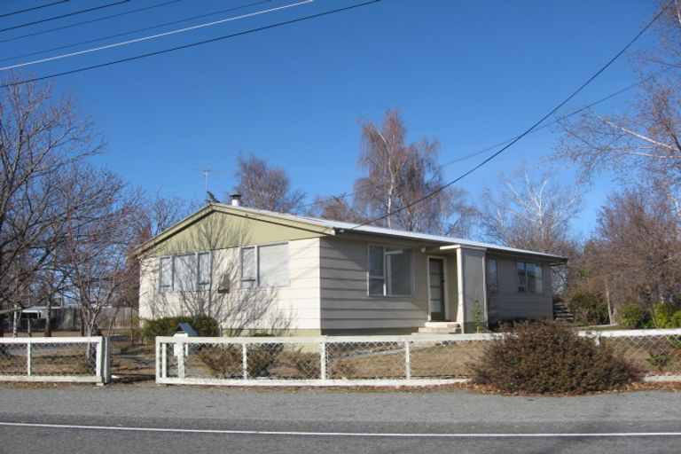 Photo of property in 2 Mount Cook Street, Twizel, 7901