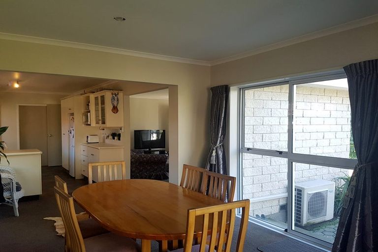 Photo of property in 37 Sabys Road, Halswell, Christchurch, 8025