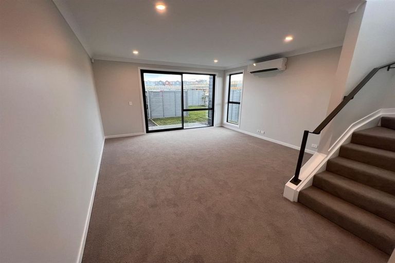 Photo of property in 21 Harewood Street, Whenuapai, Auckland, 0618