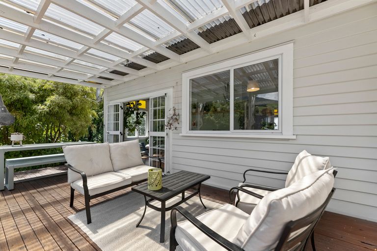 Photo of property in 15 Hugh Street, Sawyers Bay, Port Chalmers, 9023
