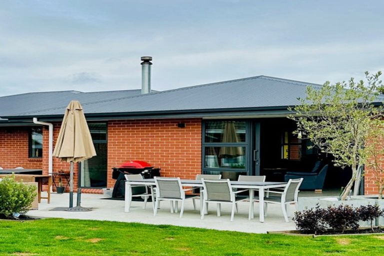 Photo of property in 214 Clyde Street, Balclutha, 9230