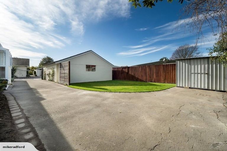 Photo of property in 45a Glenharrow Avenue, Avonhead, Christchurch, 8042