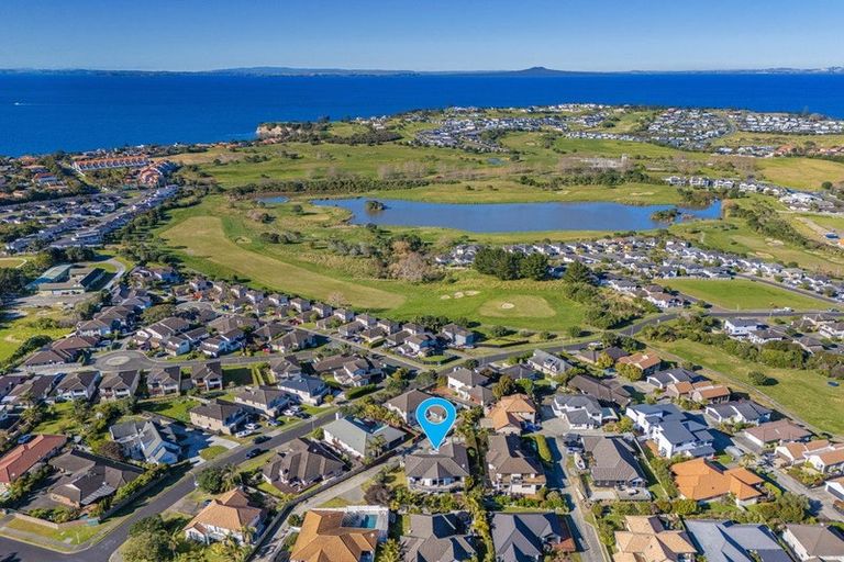 Photo of property in 105 Alec Craig Way, Gulf Harbour, Whangaparaoa, 0930