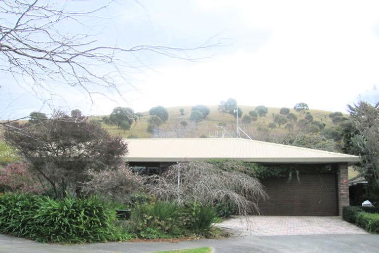 Photo of property in 28 Golding Road, Taradale, Napier, 4112