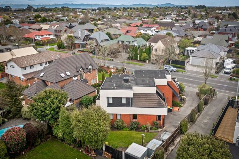 Photo of property in 227 Maidstone Road, Avonhead, Christchurch, 8042